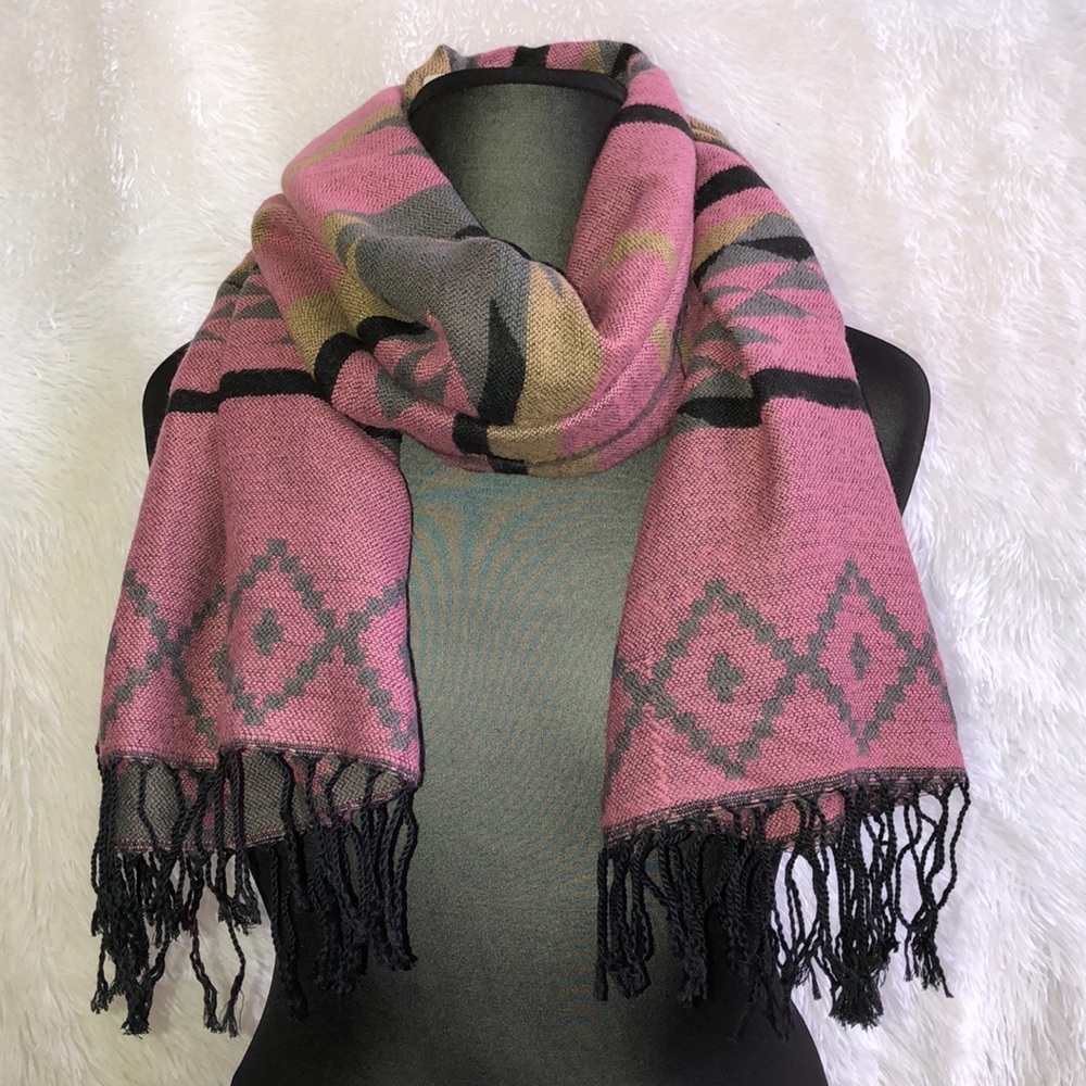 CG Aztec Versatile Scarf - Picture 9 of 9